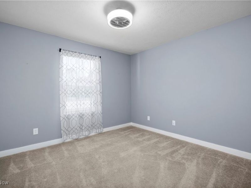 320 Pebble Creek Court, Amherst, OH 44001 Photo 26