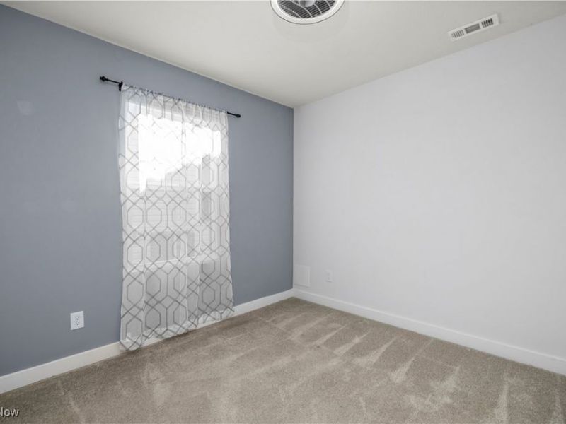 320 Pebble Creek Court, Amherst, OH 44001 Photo 27