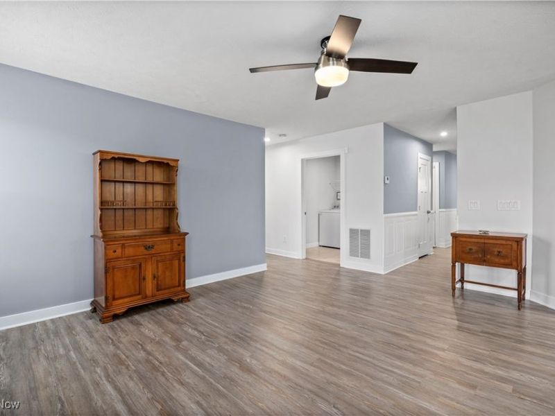 320 Pebble Creek Court, Amherst, OH 44001 Photo 5