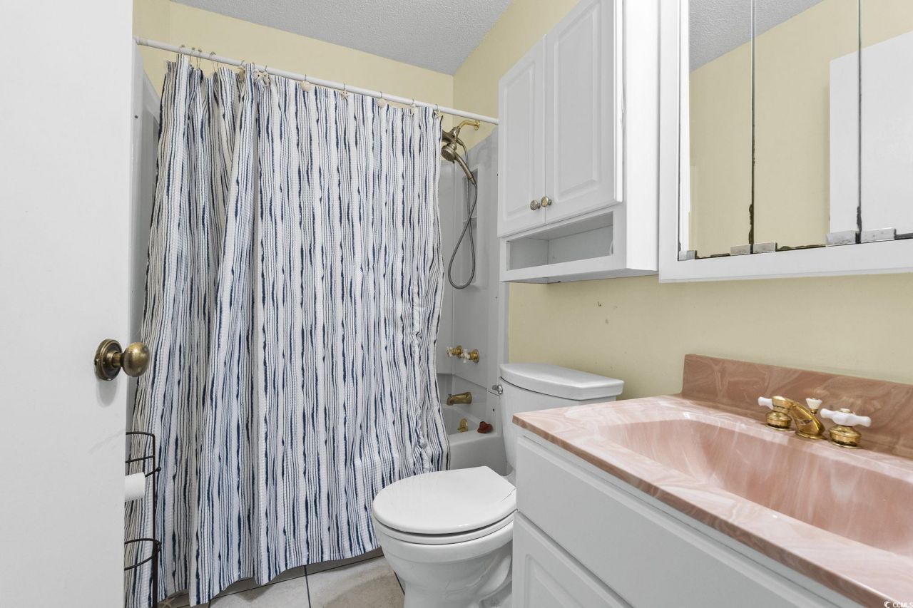 6658 Wisteria Dr. Photo 16