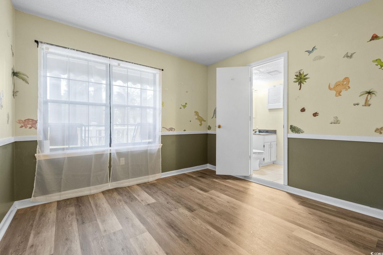 6658 Wisteria Dr. Photo 17