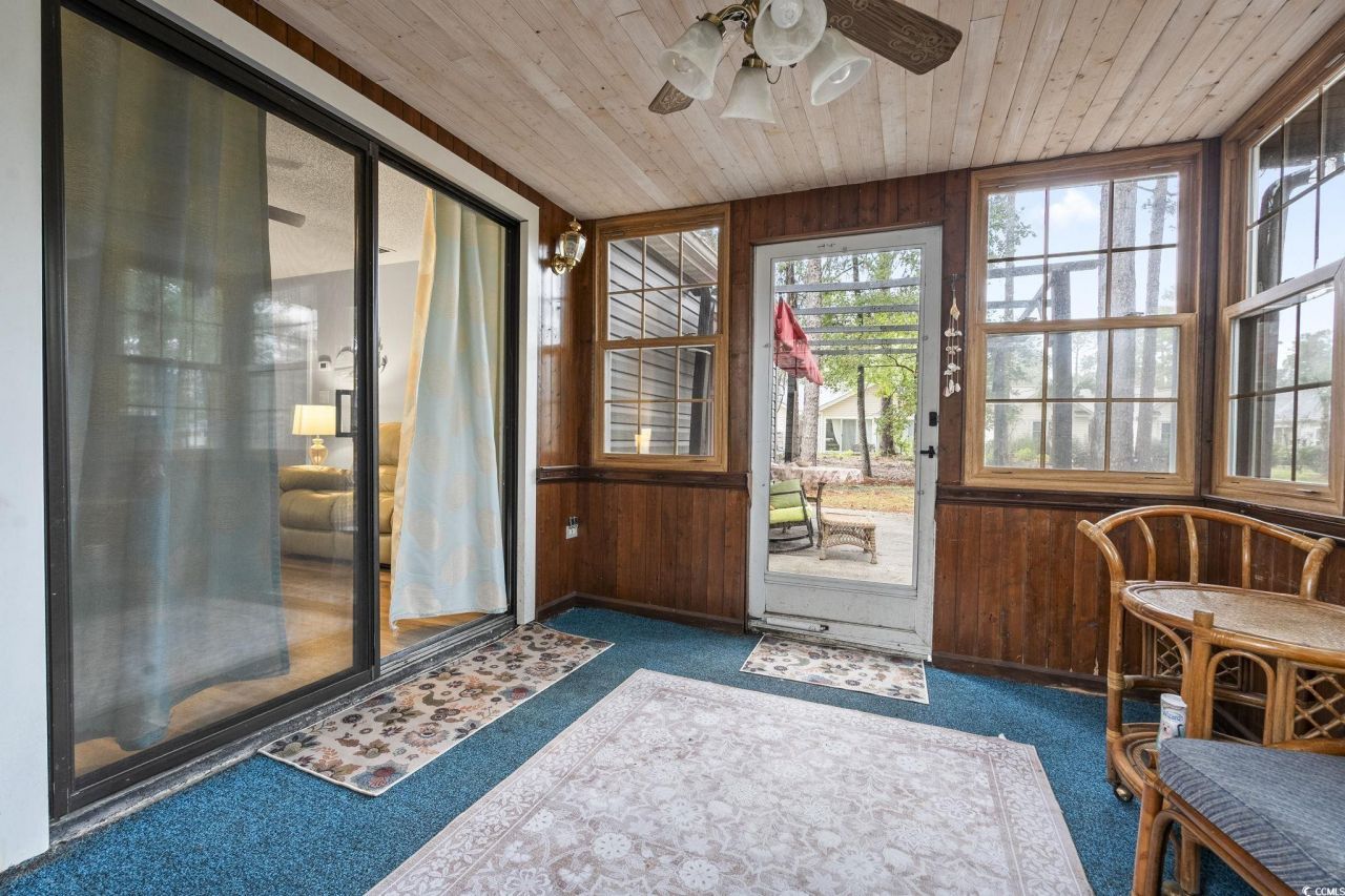 6658 Wisteria Dr. Photo 19