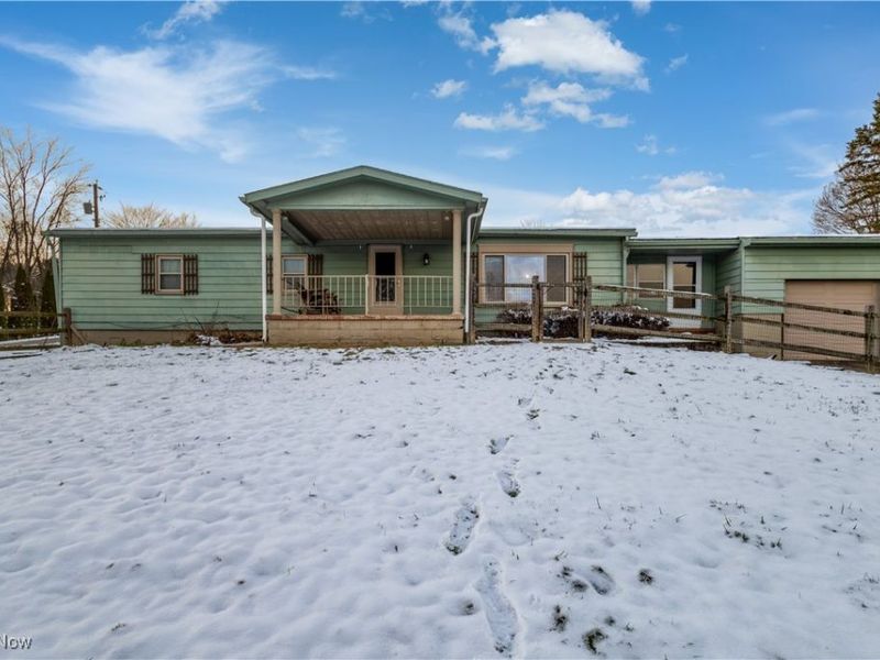 20413 Terrace Drive E, Wellsville, OH 43968 Photo 1