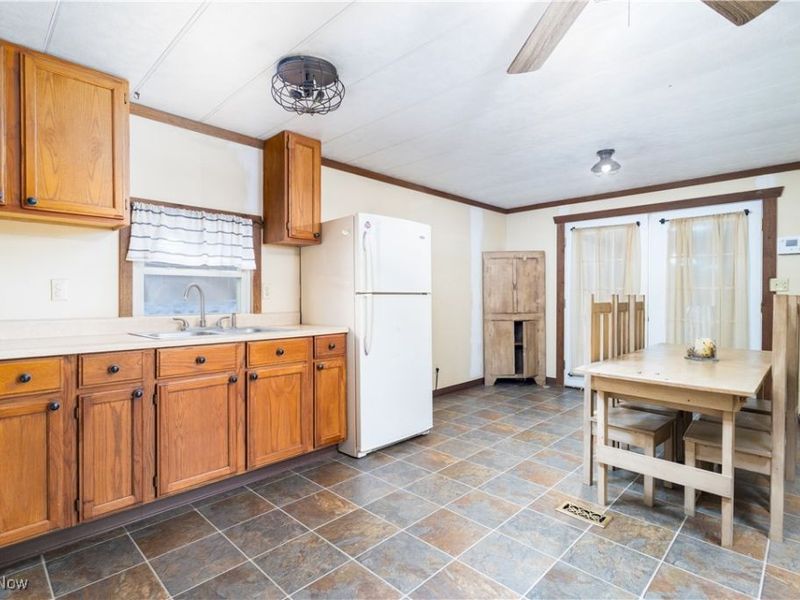 20413 Terrace Drive E, Wellsville, OH 43968 Photo 11