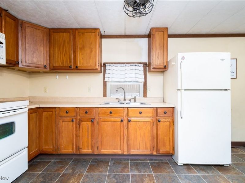 20413 Terrace Drive E, Wellsville, OH 43968 Photo 16