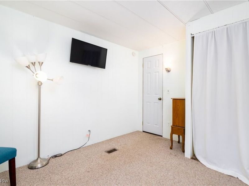 20413 Terrace Drive E, Wellsville, OH 43968 Photo 22