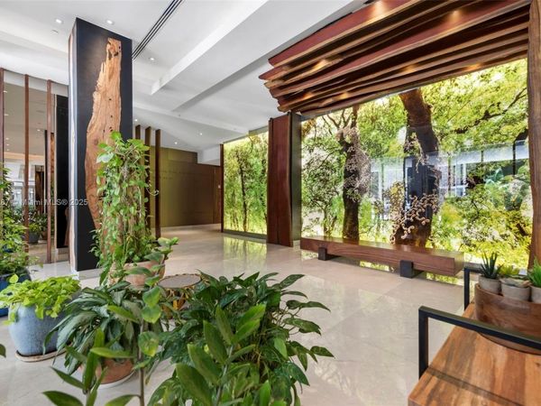 1010 Brickell Ave, Unit 1706, Miami, FL 33131