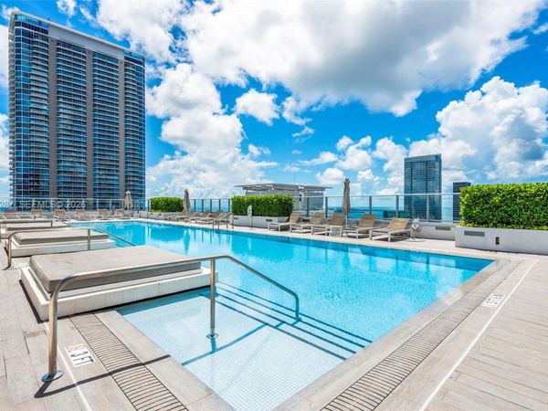 1010 Brickell Ave, Unit 1706, Miami, FL 33131