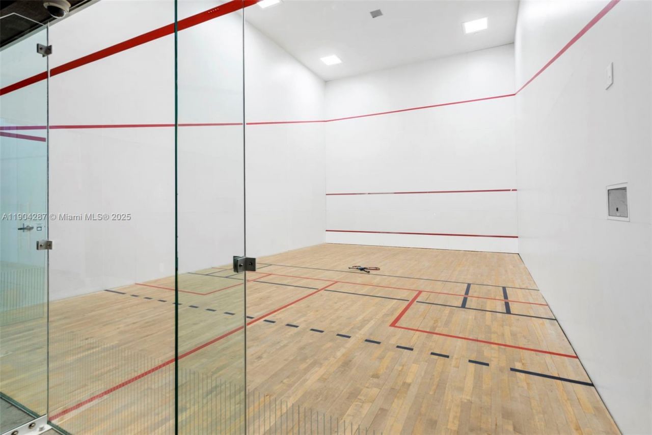 1010 Brickell Ave, Unit 1706, Miami, FL 33131 Photo