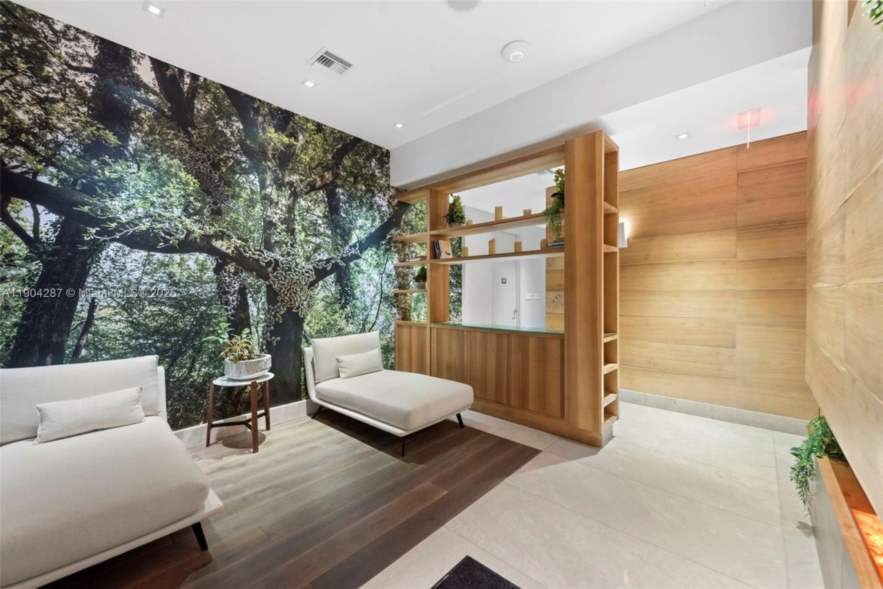 1010 Brickell Ave, Unit 1706, Miami, FL 33131 Photo