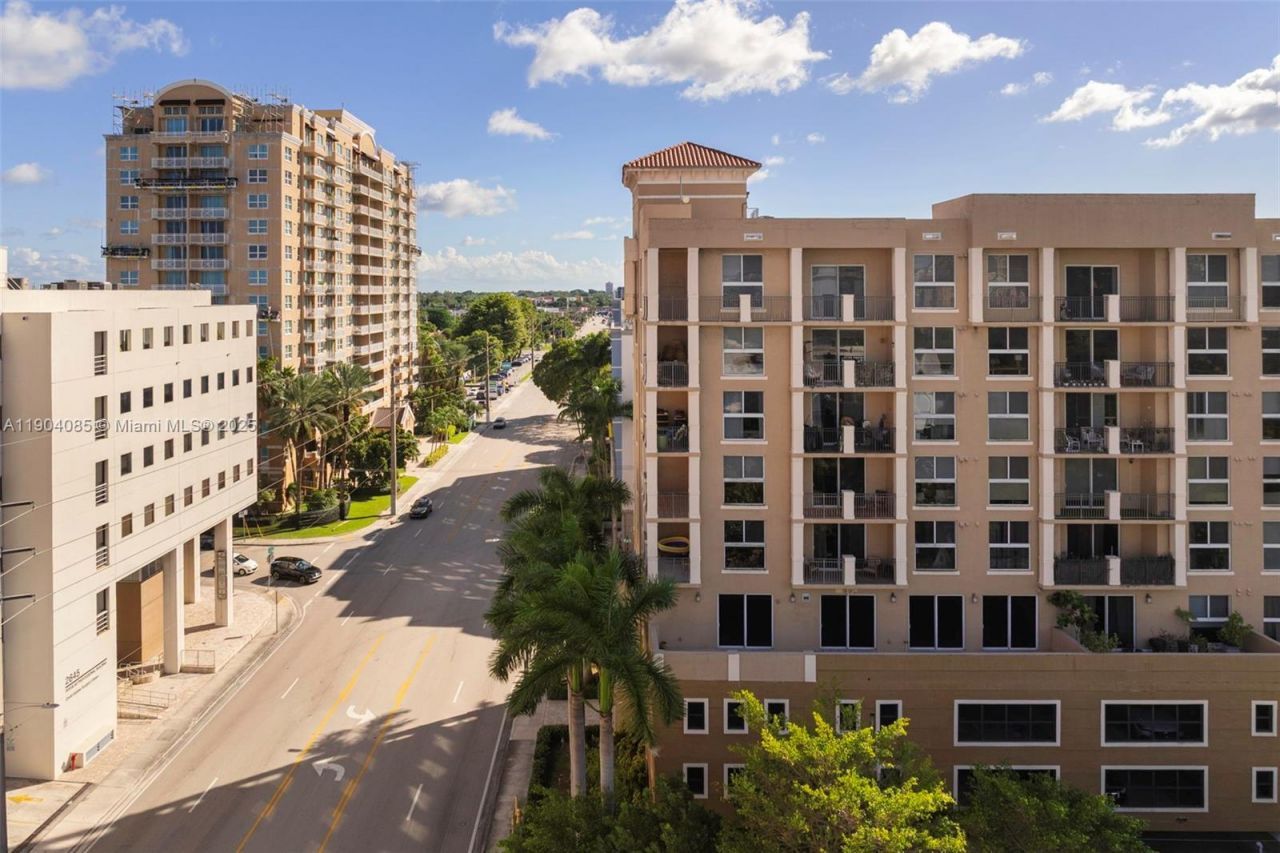 2650 SW 37th Ave, Unit 801, Miami, FL 33133 Photo