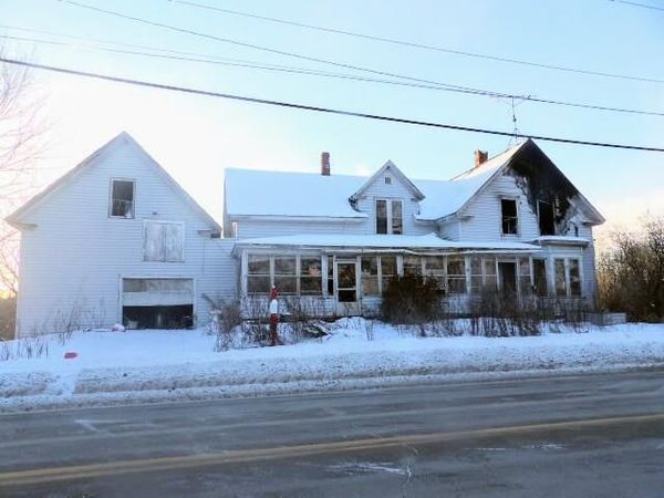 71 Pittsfield Avenue, Hartland, ME 04943