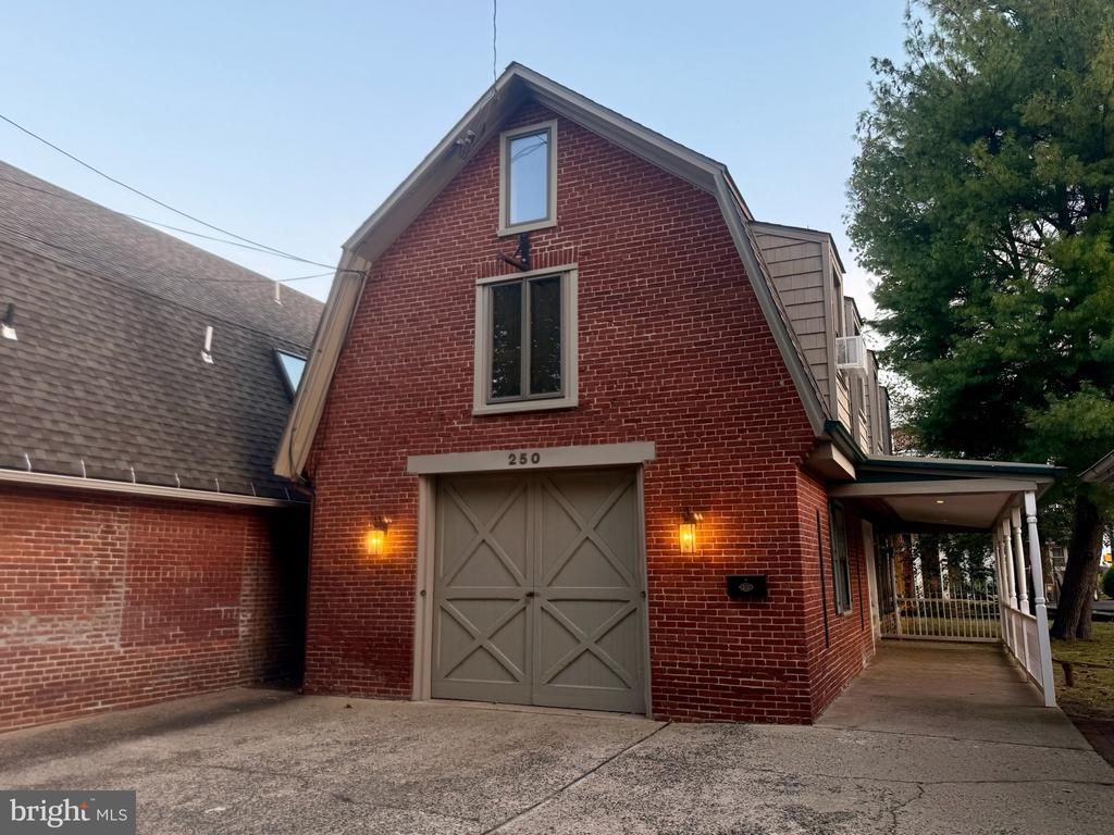 250 Wood Street, Unit 1ST FLOOR, Doylestown, PA 18901 Main Photo