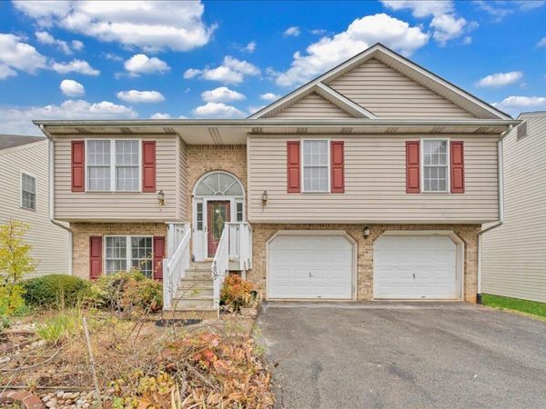 4809 Nelms LN NE, Roanoke, VA 24019