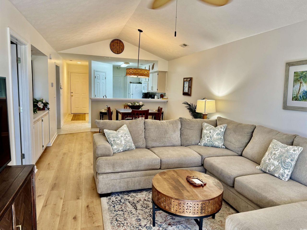 366 Pinehurst Ln. Photo 11