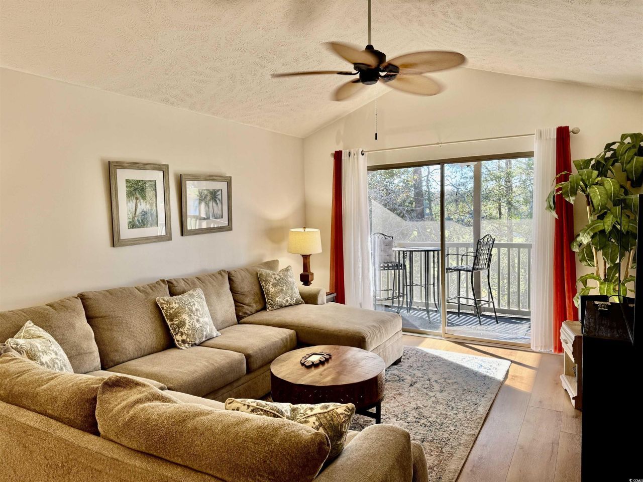 366 Pinehurst Ln. Photo 12