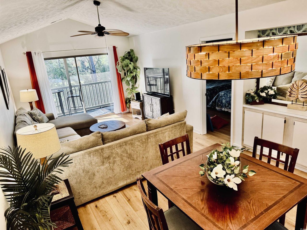 366 Pinehurst Ln. Photo 13