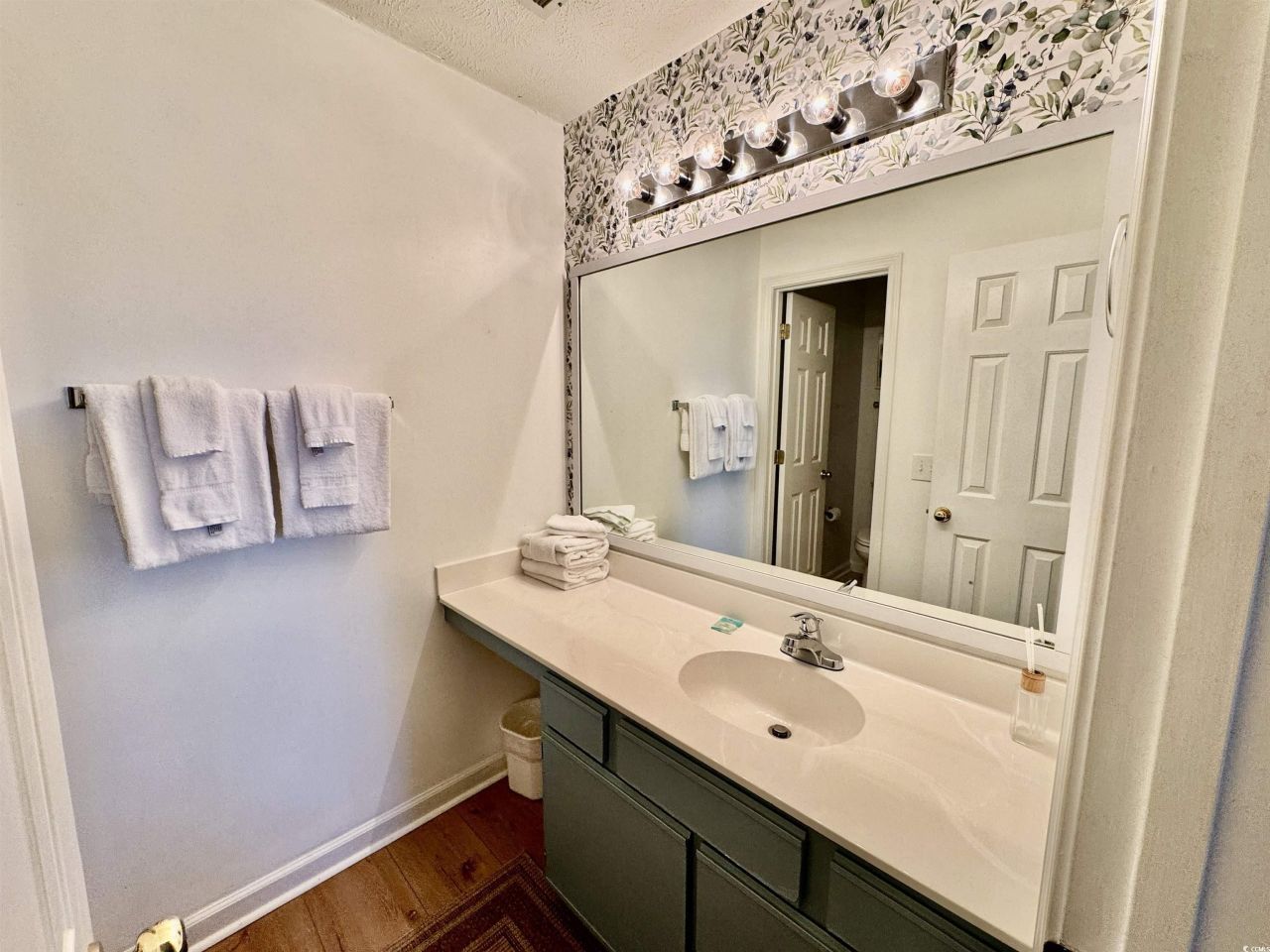 366 Pinehurst Ln. Photo 18