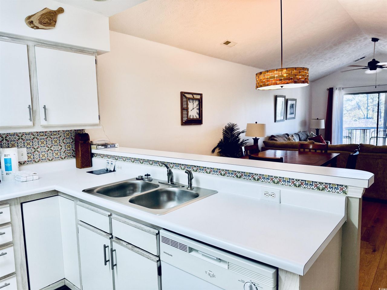 366 Pinehurst Ln. Photo 6