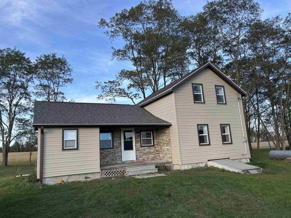 W8518 COUNTY RD F, Cascade, WI 53011