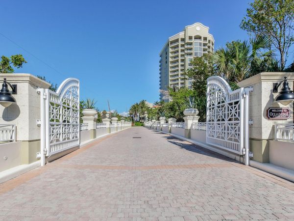 5050 N Ocean Drive, Unit 702, Singer Island, FL 33404