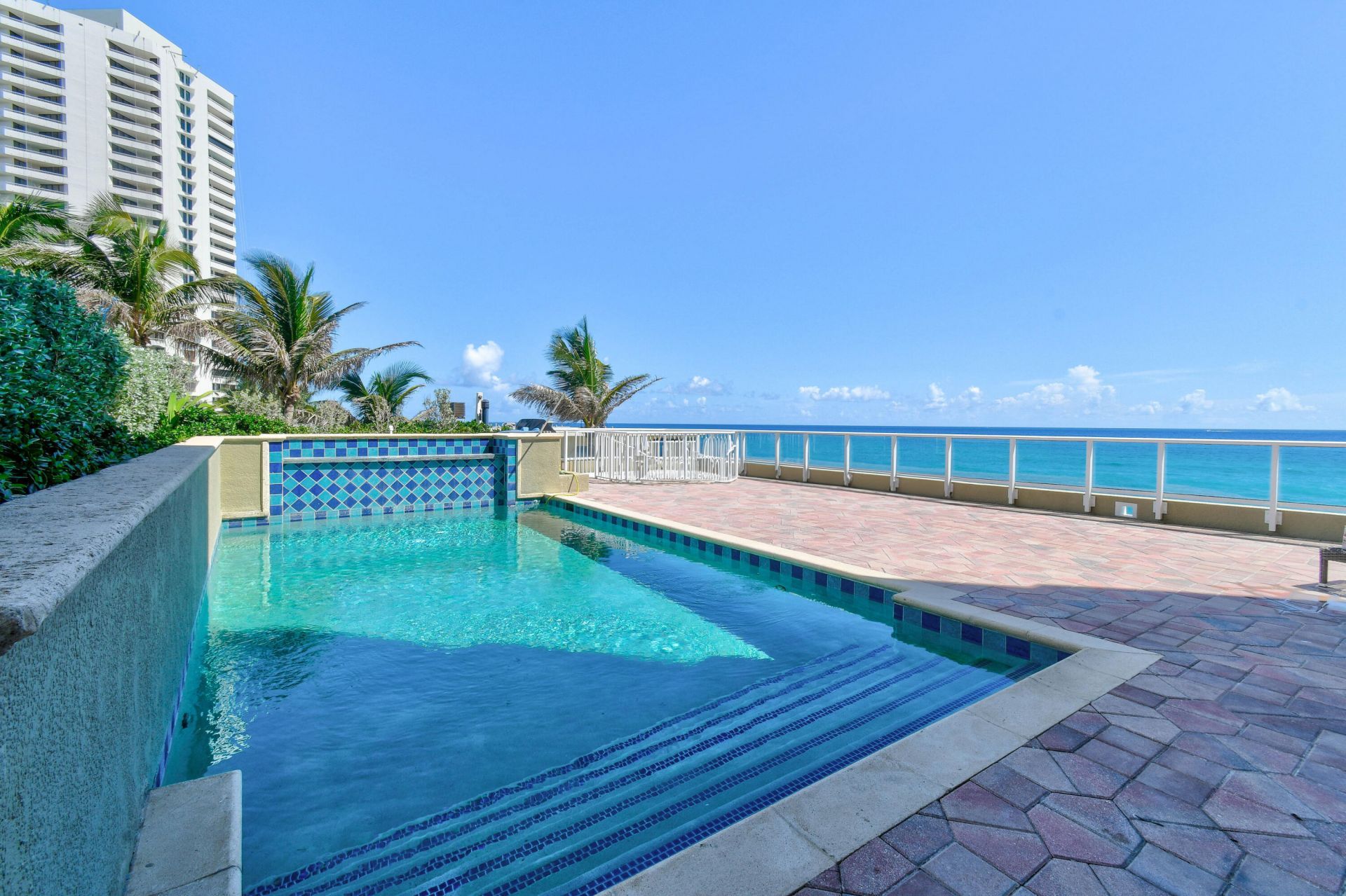 5050 N Ocean Drive, Unit 1203, Singer Island, FL 33404 Photo
