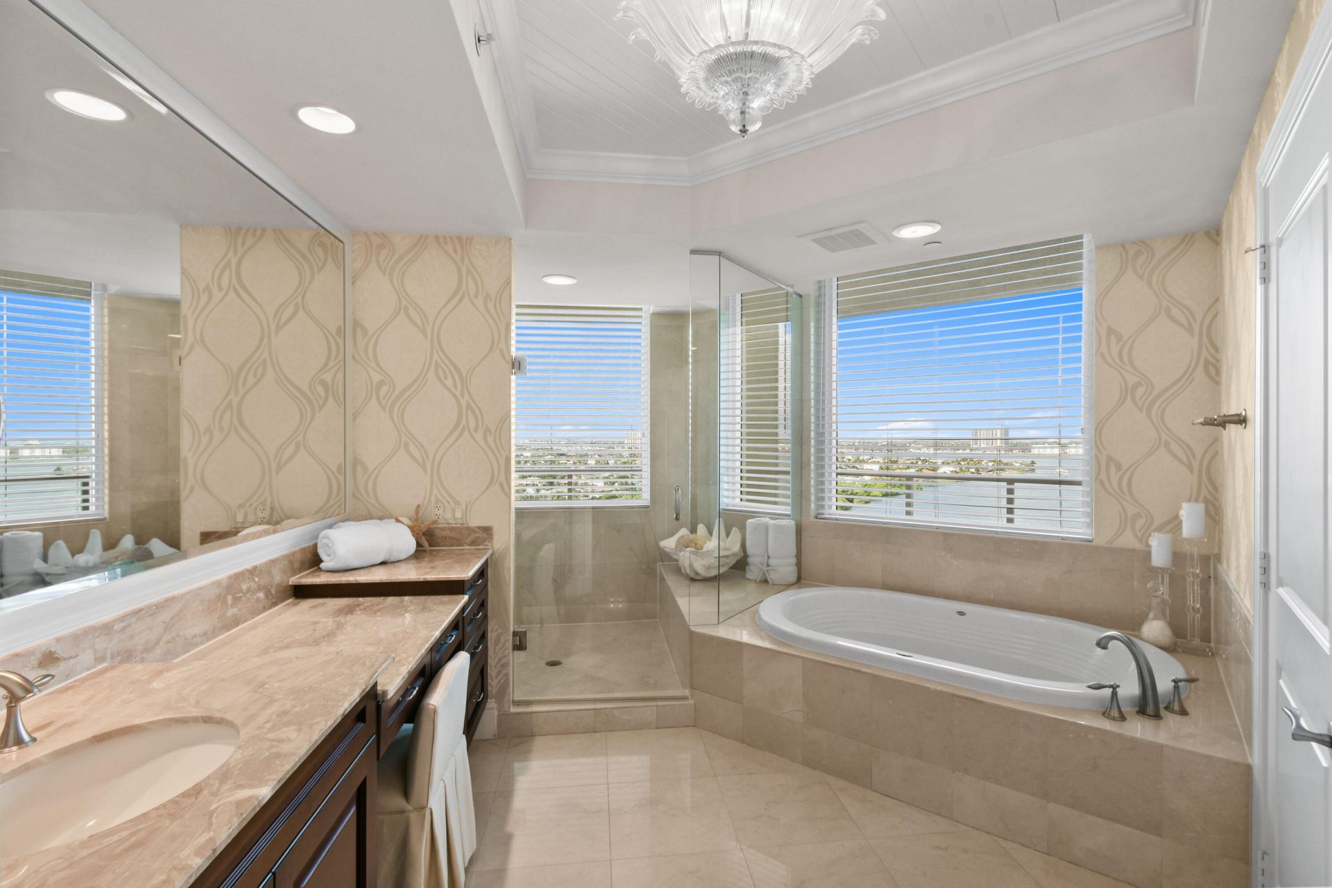 5050 N Ocean Drive, Unit 1203, Singer Island, FL 33404 Photo