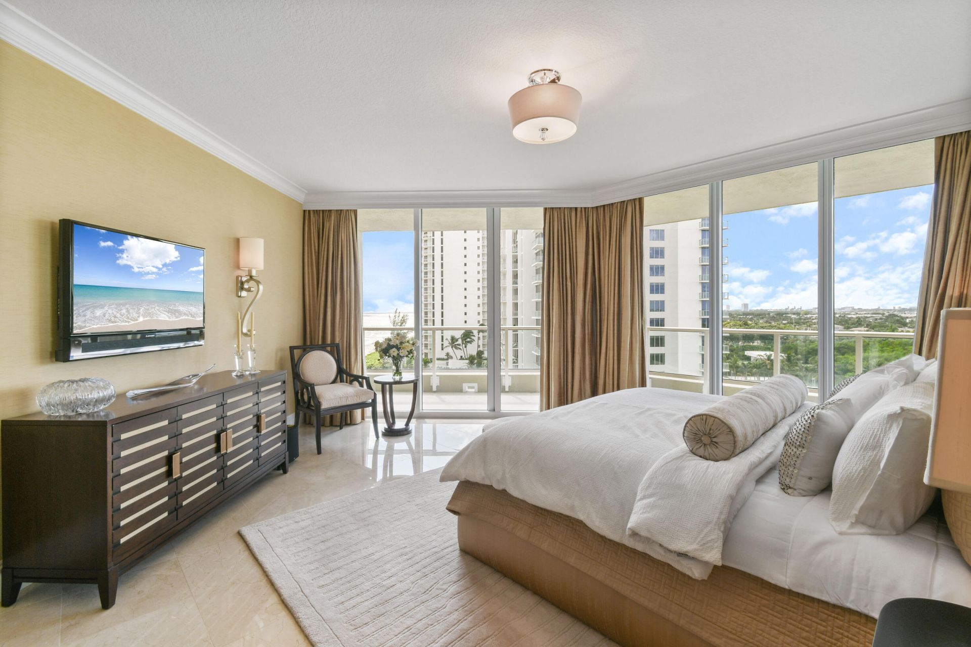 5050 N Ocean Drive, Unit 703, Singer Island, FL 33404 Photo