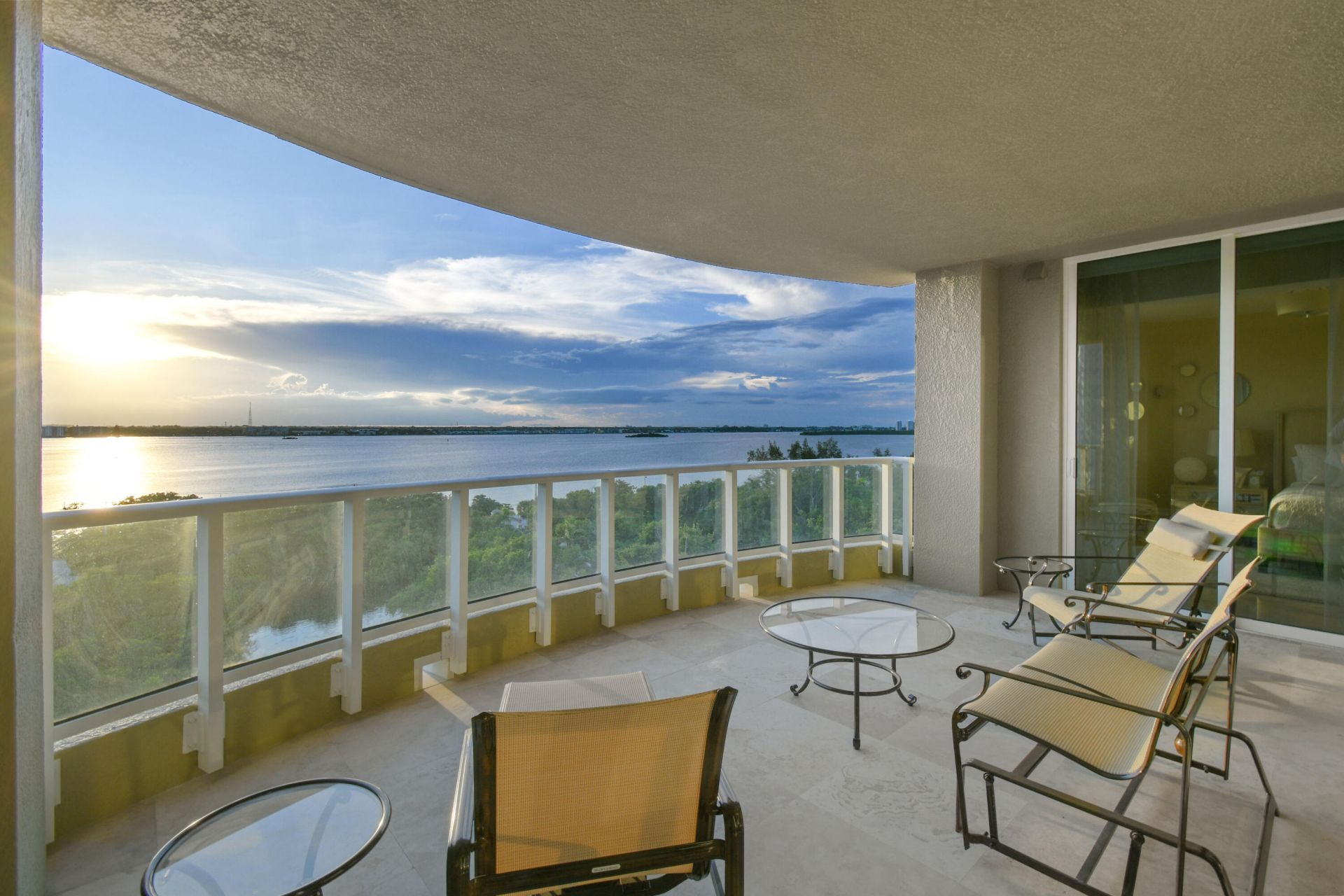 5050 N Ocean Drive, Unit 703, Singer Island, FL 33404 Photo