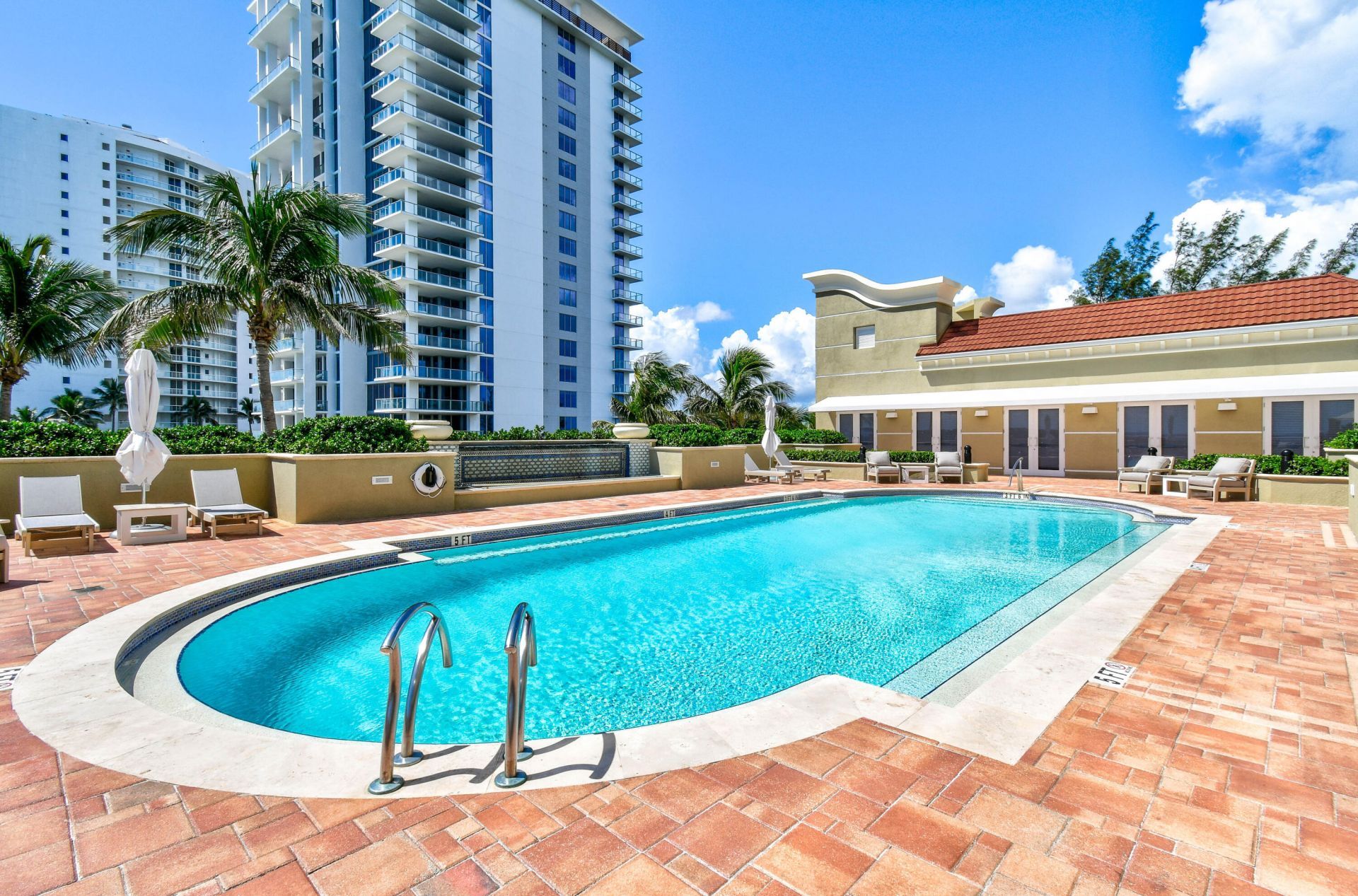 5050 N Ocean Drive, Unit 703, Singer Island, FL 33404 Photo