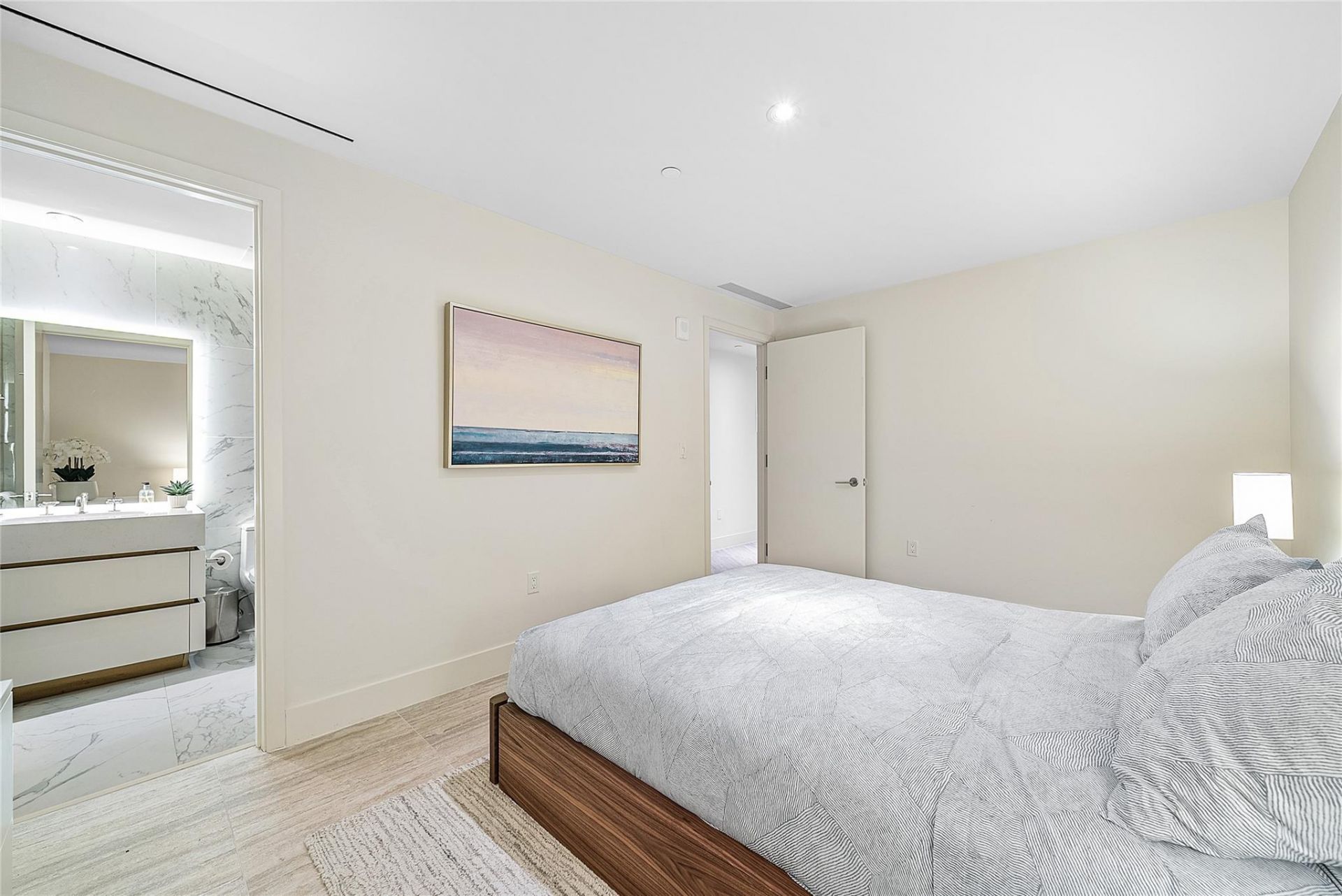 525 N Fort Lauderdale Beach Boulevard, Unit 1802, Fort Lauderdale, FL 33304 Photo