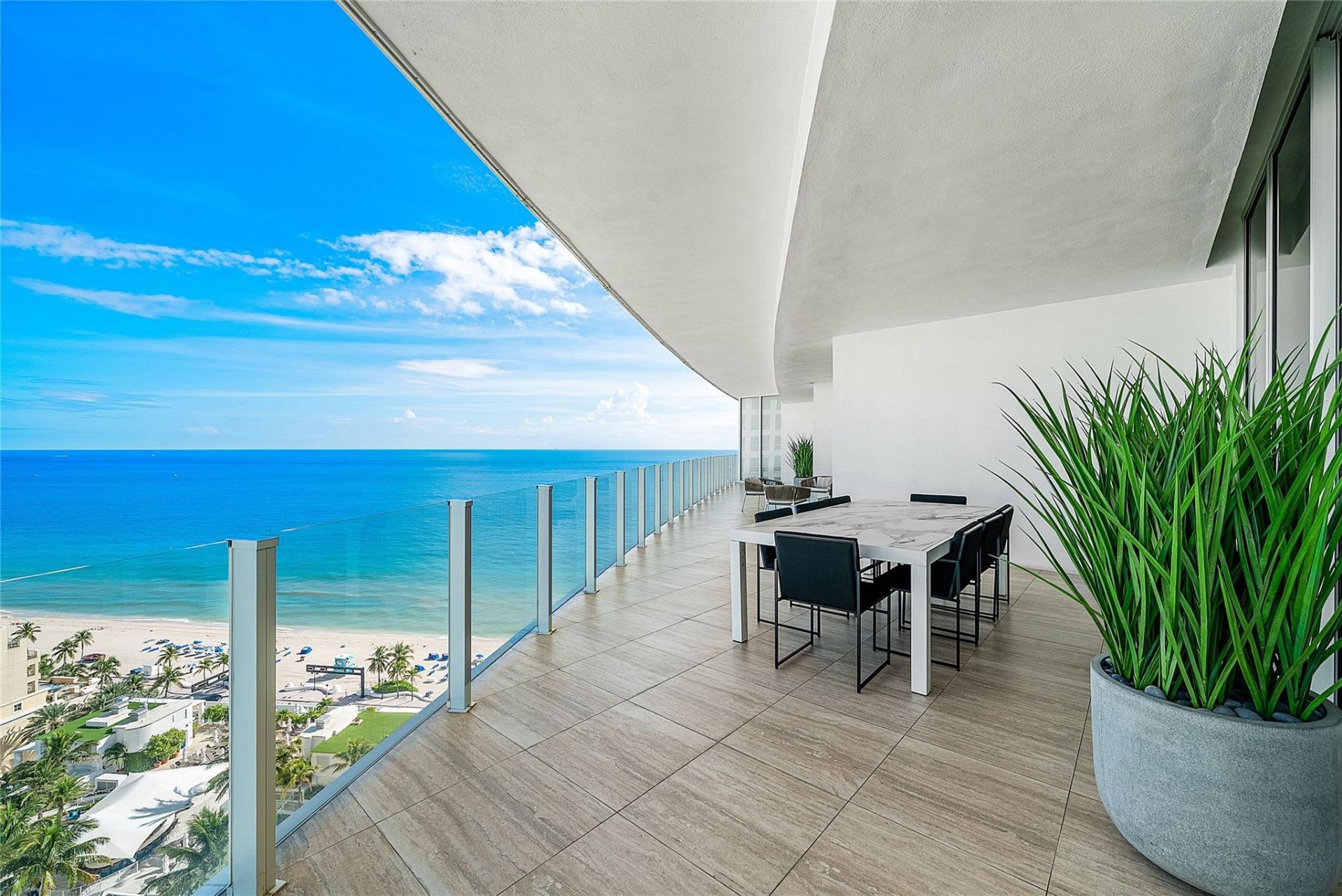525 N Fort Lauderdale Beach Boulevard, Unit 1802, Fort Lauderdale, FL 33304 Photo