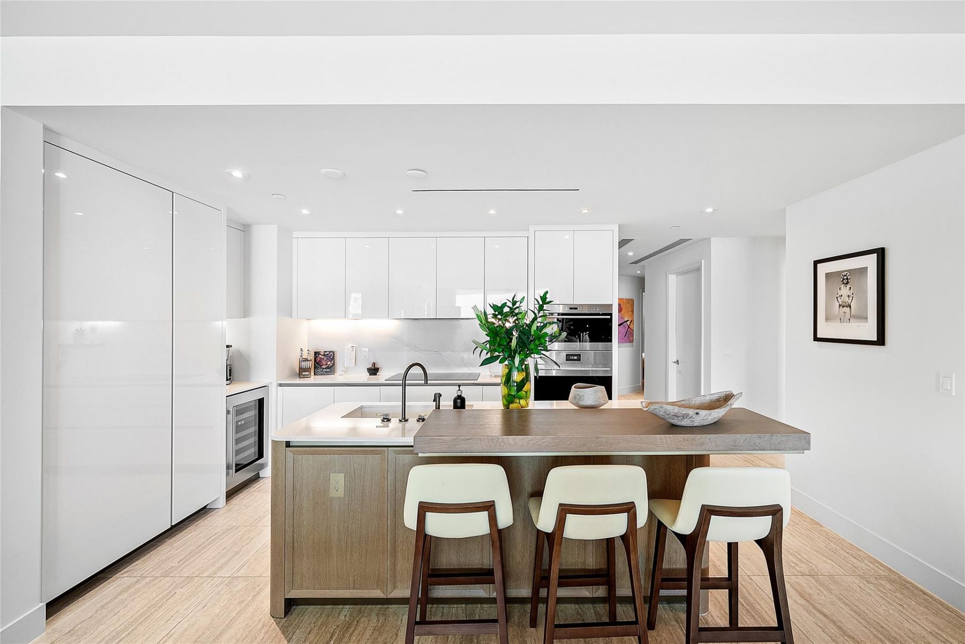 525 N Fort Lauderdale Beach Boulevard, Unit 1802, Fort Lauderdale, FL 33304 Photo