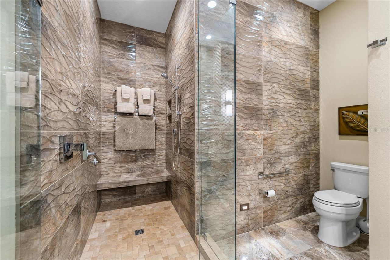 414 Meandering Way, Polk City, FL 33868 Photo