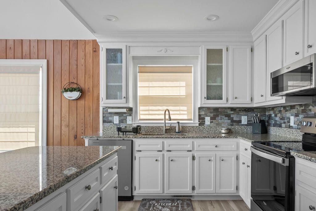 1156 Langford Road Photo 8