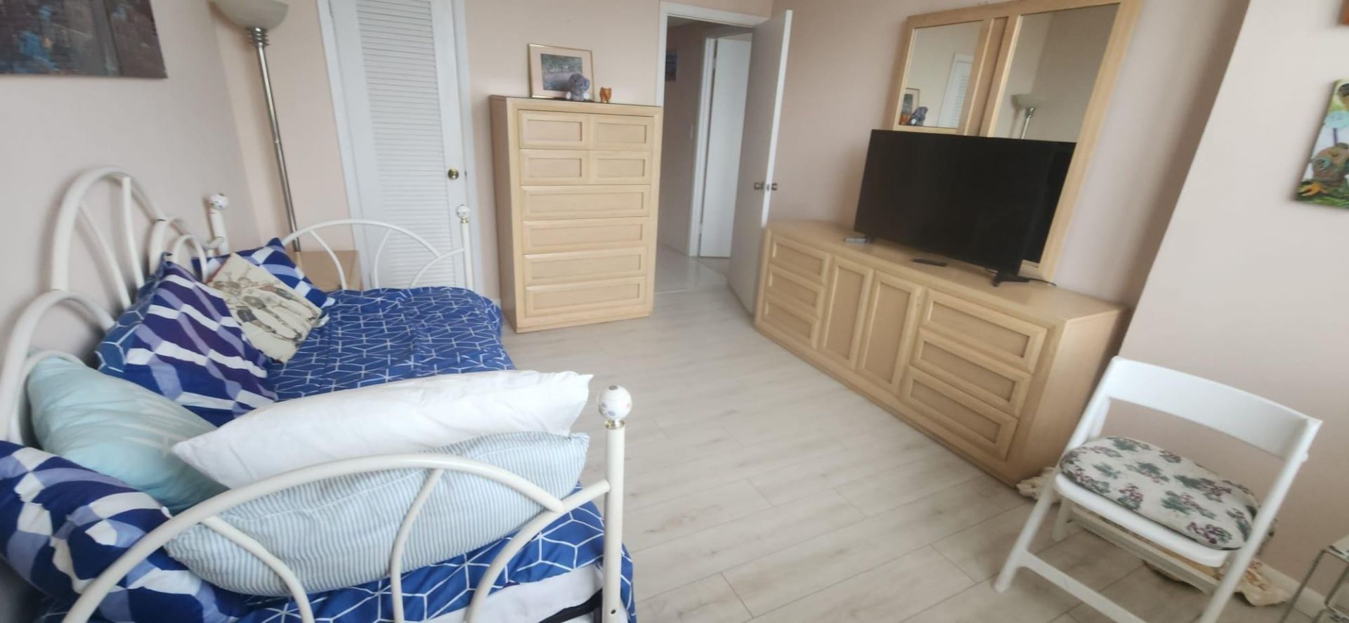 1985 S Ocean Drive, Unit 19J, Hallandale Beach, FL 33009 Photo