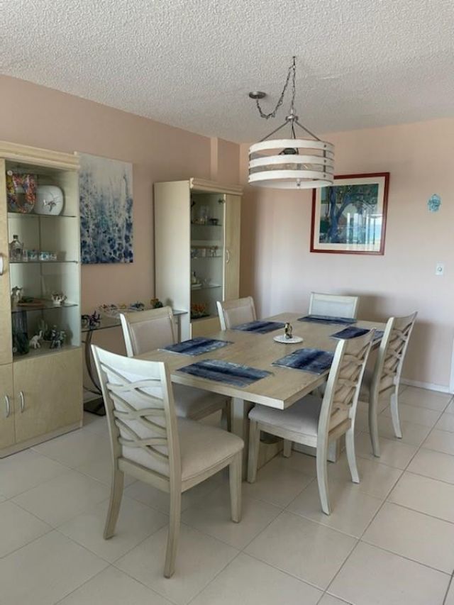 1985 S Ocean Drive, Unit 19J, Hallandale Beach, FL 33009 Photo