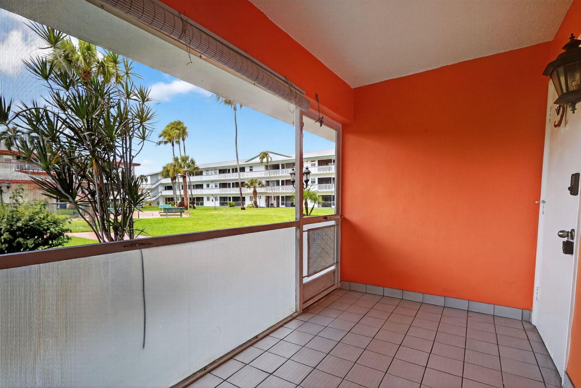 5300 Washington Street, Unit J116, Hollywood, FL 33021 Photo