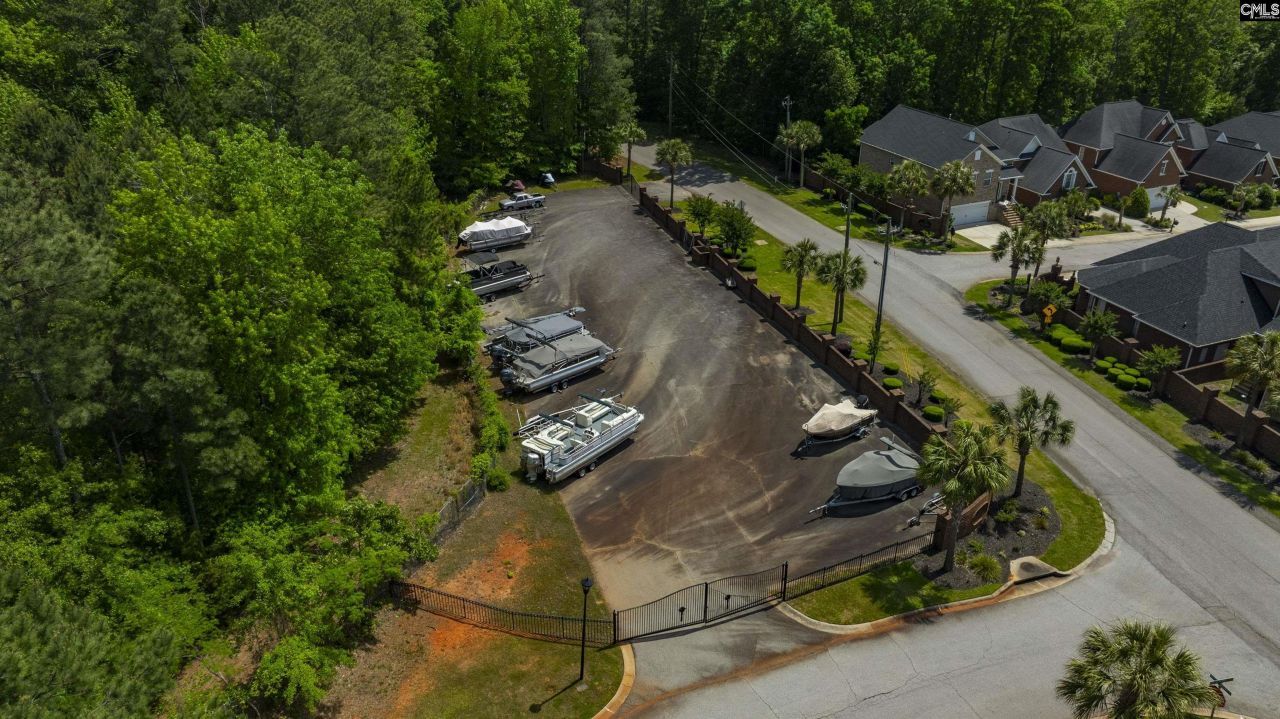 205 Palm Lake Drive Photo 11