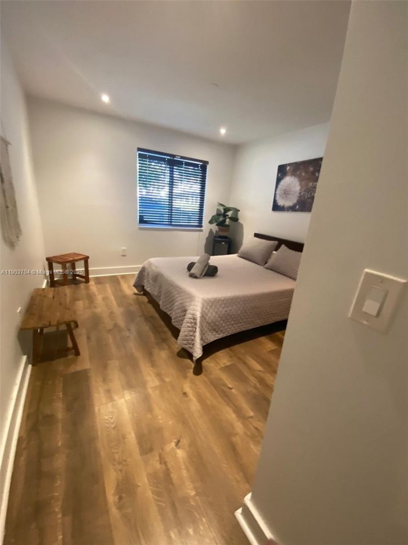 201 NE 48th St, Miami, FL 33137 Photo