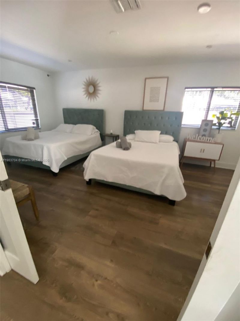 201 NE 48th St, Miami, FL 33137 Photo