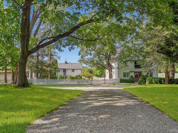 47 White Bridge Rd, Chatham, NY 12136