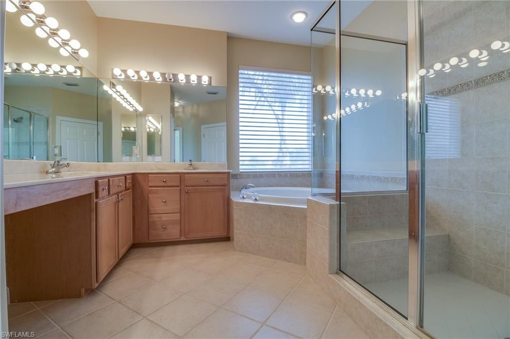 28622 San Lucas Ln, Unit 201, Bonita Springs, FL 34135 Photo