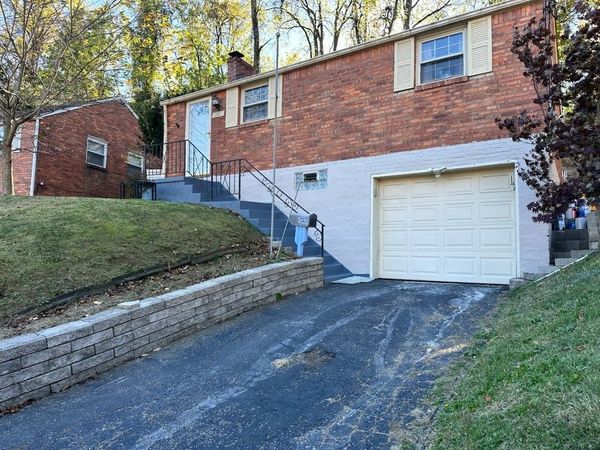 3887 Delco, Brentwood, PA 15227