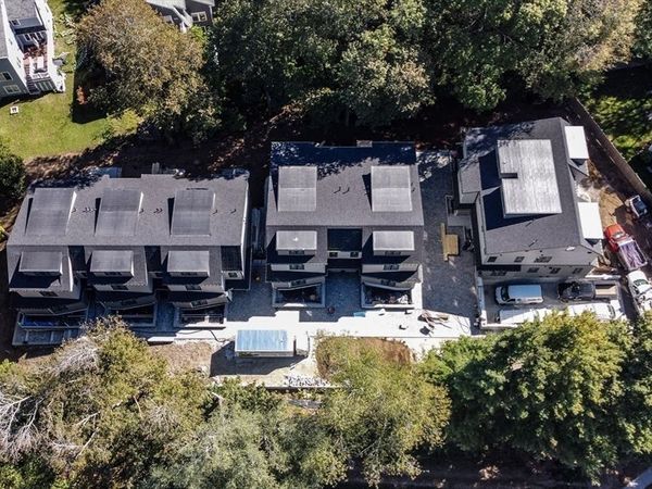 956 Walnut Street, Unit 6, Newton, MA 02461