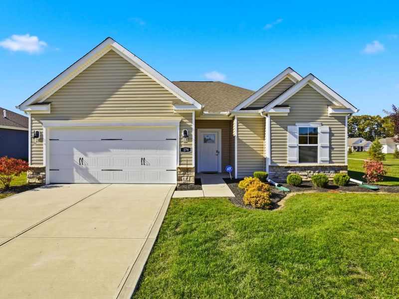 279 Mannaseh Drive W, Granville, OH 43023 Photo 4