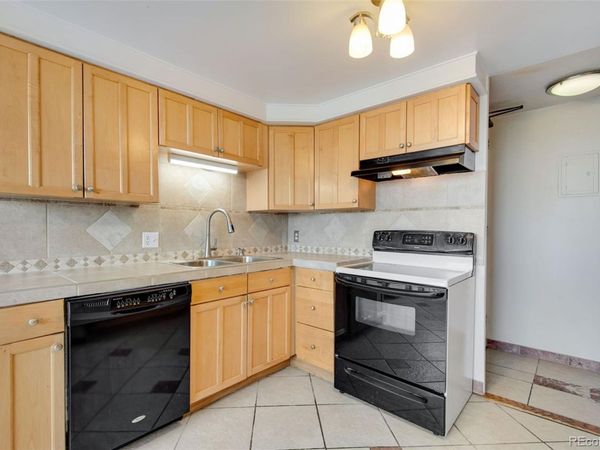 1155 N Ash Street, Unit 707, Denver, CO 80220