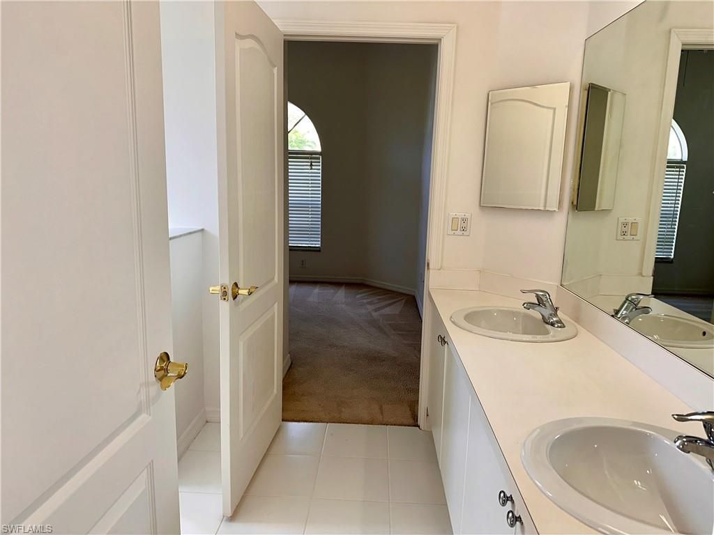 2669 Blue Cypress Lake Ct, Cape Coral, FL 33909 Photo