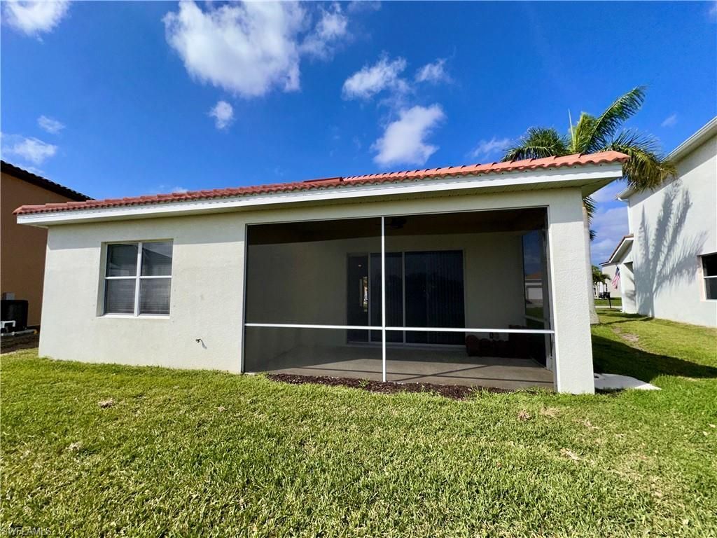 2669 Blue Cypress Lake Ct, Cape Coral, FL 33909 Photo