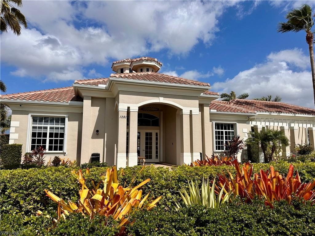 2669 Blue Cypress Lake Ct, Cape Coral, FL 33909 Photo